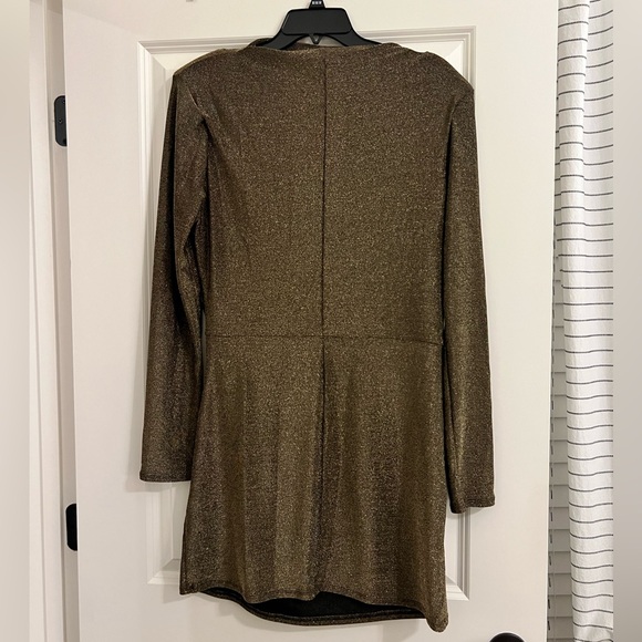 Elegant H&M Metallic Dress - Picture 5 of 5